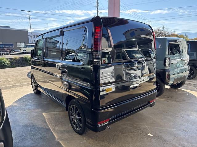 バモス M 4WD 両側スライドドア キーレスエントリー AT CD アルミホイール 衝突安全ボディ エアコン パワーステアリング パワーウィンドウ(15枚目)