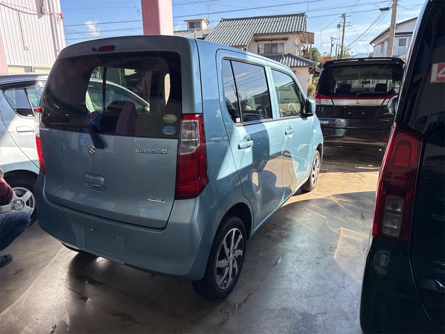 ワゴンR FX ETC バックカメラ TV キーレスエントリー アイドリングストップ シートヒーター ベンチシート CVT 盗難防止システム ABS アルミホイール 衝突安全ボディ エアコン パワーステアリング(14枚目)