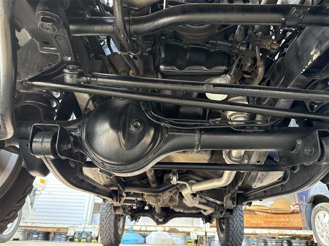 ジムニー ワイルドウインド 4WD ETC ナビ TV キーレスエントリー 電動格納ミラー シートヒーター AT ABS ルーフレール アルミホイール 衝突安全ボディ エアコン パワーウィンドウ(27枚目)