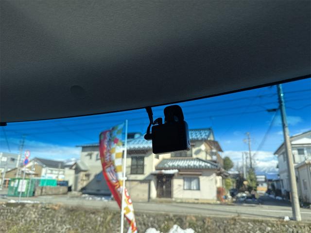 �h���C�u���R�[�_�[�����Ă��܂��I�������̂��N�����Ă��܂�����B����Ȏ��ɐS���������ɂȂ�̂��A�^�]�̋L�^���f���Ɖ��ŋL�^����h���C�u���R�[�_�[�ł��B