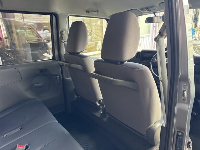 ミニキャブバン ブラボー　４ＷＤ　ハイルーフ　ＭＴ　両側スライドドア　アルミホイール　エアコン　パワーステアリング　パワーウィンドウ　運転席エアバッグ　ＣＤ（10枚目）