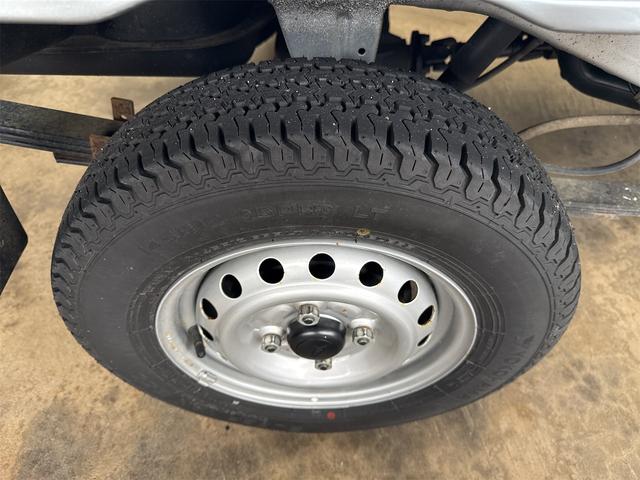 ハイゼットトラック スタンダード 農用スペシャル 4WD 軽トラック MT ナビ TV エアコン 運転席エアバッグ(20枚目)