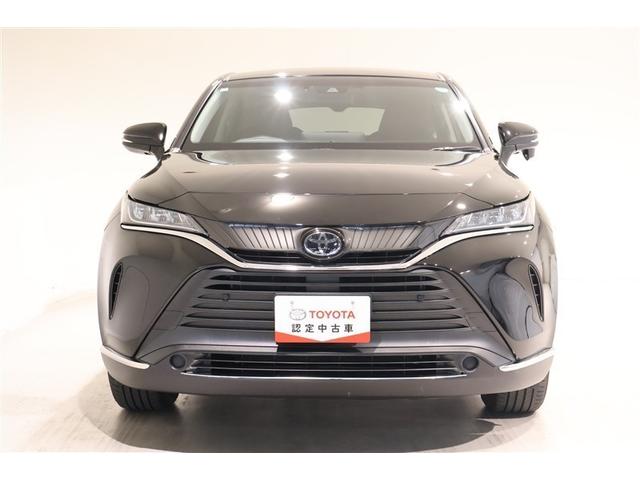 ＬＥＤヘッドライトです。デザイン性がよくとても明るいので、夜間の走行や悪天候でも安心です。しかも長寿命！