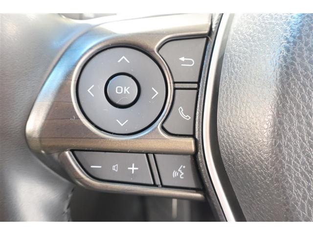 ステアリングスイッチ付き。前方から目を離すことなく操作することが可能です。