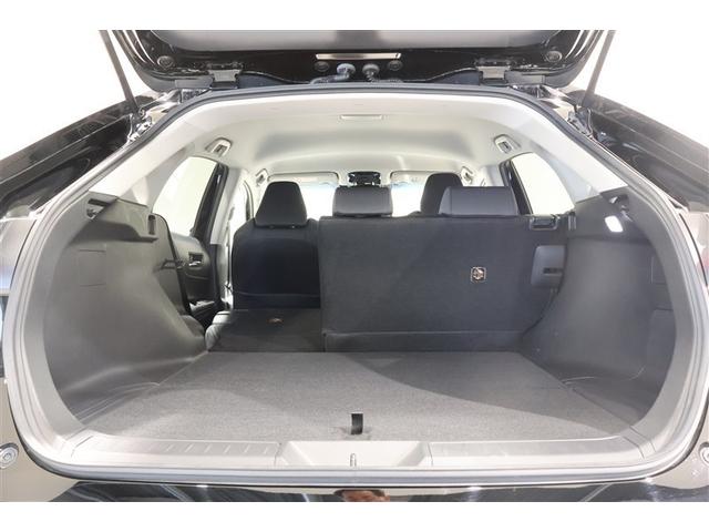 ■リヤシート■　　分割可倒式です。必要な時に倒して、荷物を積み込むことができます。