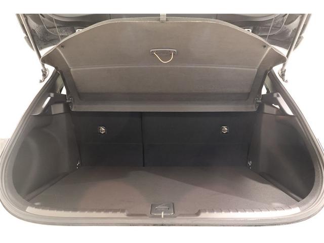 カローラスポーツ G スタイルパッケージ フルセグ ミュージックプレイヤー接続可 バックカメラ 衝突被害軽減システム LEDヘッドランプ ワンオーナー アイドリングストップ(30枚目)