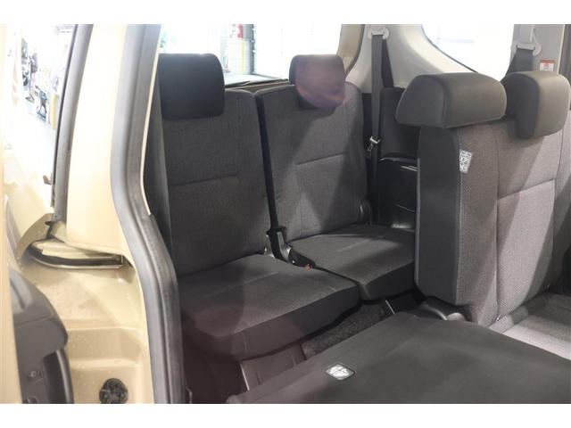 シエンタ Ｘ　ワンセグ　メモリーナビ　ミュージックプレイヤー接続可　バックカメラ　衝突被害軽減システム　電動スライドドア　ウオークスルー　乗車定員７人　３列シート　ワンオーナー　アイドリングストップ（30枚目）