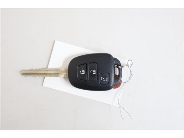 シエンタ Ｘ　ワンセグ　メモリーナビ　ミュージックプレイヤー接続可　バックカメラ　衝突被害軽減システム　電動スライドドア　ウオークスルー　乗車定員７人　３列シート　ワンオーナー　アイドリングストップ（37枚目）