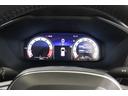 ■スピードメーター■　とっても見やすいメーターです。夜間時はラグジュアリーな気分にさせてくれる照明が魅力ですので、夜のドライブも楽しみになりますよ♪
