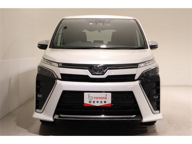 ヴォクシー ZS 煌III フルセグ メモリーナビ DVD再生 ミュージックプレイヤー接続可 後席モニター バックカメラ 衝突被害軽減システム ETC 両側電動スライド LEDヘッドランプ ウオークスルー 乗車定員8人(2枚目)