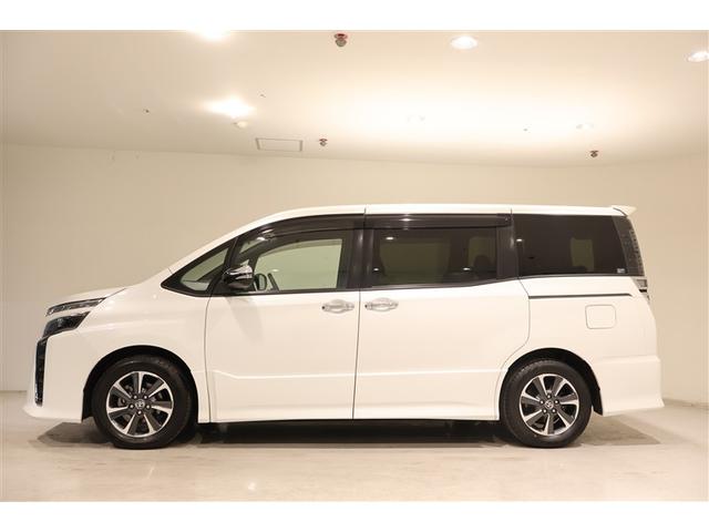 ヴォクシー ZS 煌III フルセグ メモリーナビ DVD再生 ミュージックプレイヤー接続可 後席モニター バックカメラ 衝突被害軽減システム ETC 両側電動スライド LEDヘッドランプ ウオークスルー 乗車定員8人(3枚目)