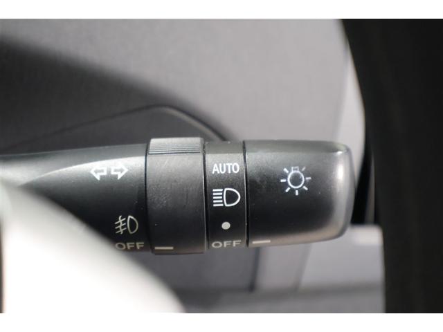 プリウス Ｓ　フルセグ　メモリーナビ　ＤＶＤ再生　ミュージックプレイヤー接続可　バックカメラ　ＥＴＣ　ＨＩＤヘッドライト　ワンオーナー（24枚目）