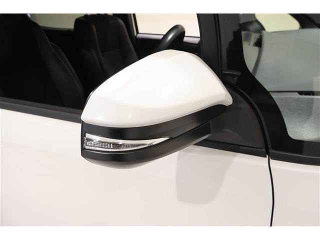 ノア Si ダブルバイビー 4WD フルセグ メモリーナビ DVD再生 ミュージックプレイヤー接続可 後席モニター バックカメラ 衝突被害軽減システム ETC 両側電動スライド LEDヘッドランプ ウオークスルー 乗車定員7人(9枚目)