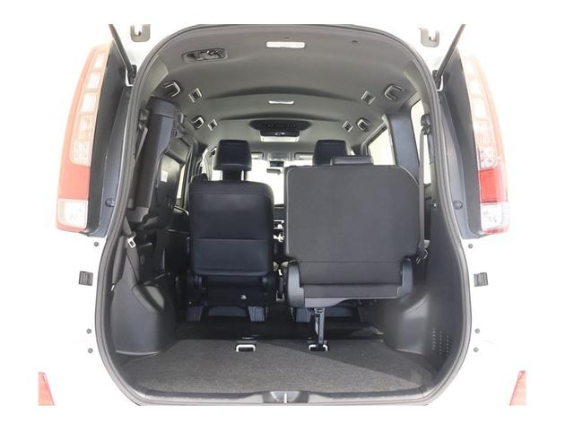 ノア Si ダブルバイビー 4WD フルセグ メモリーナビ DVD再生 ミュージックプレイヤー接続可 後席モニター バックカメラ 衝突被害軽減システム ETC 両側電動スライド LEDヘッドランプ ウオークスルー 乗車定員7人(34枚目)