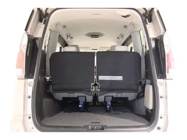 セレナ ハイウェイスター　ＶセレクションＩＩ　４ＷＤ　フルセグ　メモリーナビ　ＤＶＤ再生　ミュージックプレイヤー接続可　バックカメラ　衝突被害軽減システム　ＥＴＣ　両側電動スライド　ＬＥＤヘッドランプ　ウオークスルー　乗車定員８人　３列シート（33枚目）