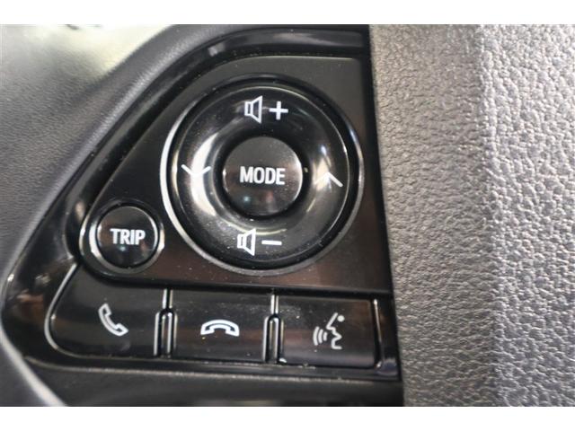 �n���h��������Ȃ���O������ڂ𗣂����ƂȂ��I�[�f�B�I���삷�邱�Ƃ��\�ȃX�e�A�����O�X�C�b�`�t�ł��B���y�̃��H�����[�����ȒP�ɒ����ł��܂���I