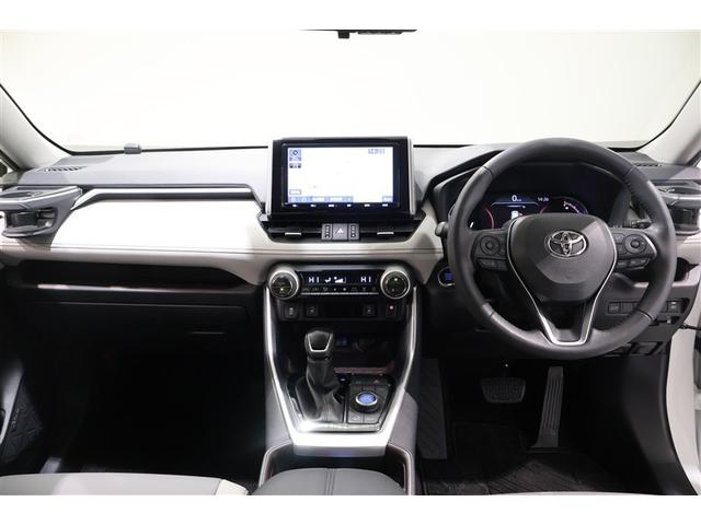 ��������܂Ƃ߂�ꂽ���F���̗ǂ��C���p�l����B����X�C�b�`���g���₷���ʒu�ɔz�u����Ă��܂��B