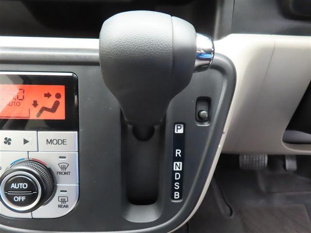 インパネシフトのＣＶＴオートマチック車です。