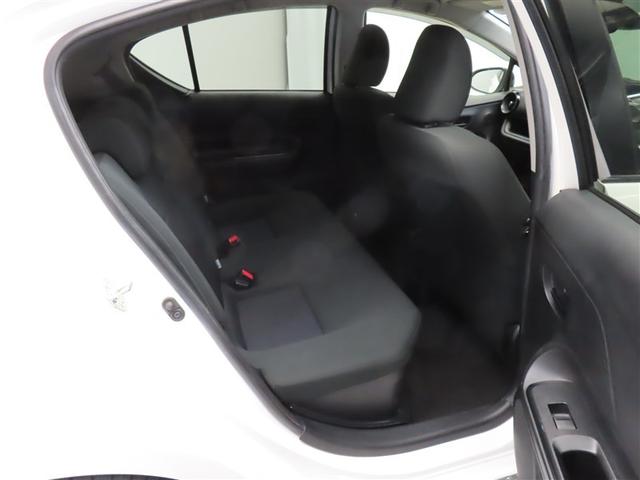 アクア Ｓ　ワンセグ　メモリーナビ　バックカメラ　衝突被害軽減システム　ＥＴＣ　記録簿　アイドリングストップ（9枚目）