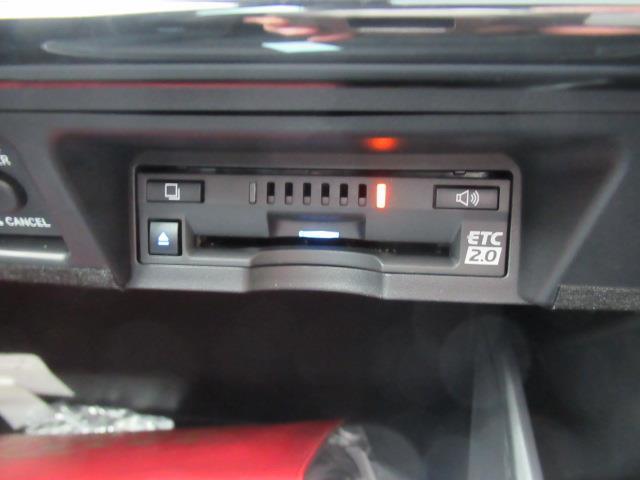 RSアドバンス Four 革シート サンルーフ 4WD フルセグ メモリーナビ DVD再生 ミュージックプレイヤー接続可 バックカメラ 衝突被害軽減システム ETC LEDヘッドランプ(13枚目)