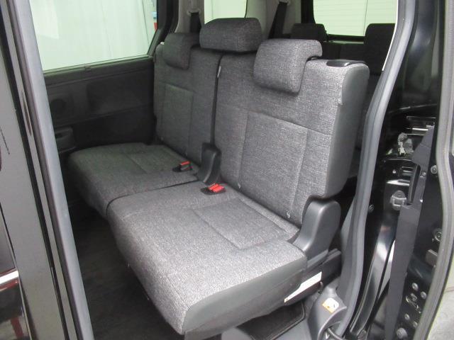 シエンタ ハイブリッドＺ　フルセグ　メモリーナビ　ミュージックプレイヤー接続可　バックカメラ　衝突被害軽減システム　ＥＴＣ　ドラレコ　両側電動スライド　ＬＥＤヘッドランプ　乗車定員７人　ワンオーナー（11枚目）