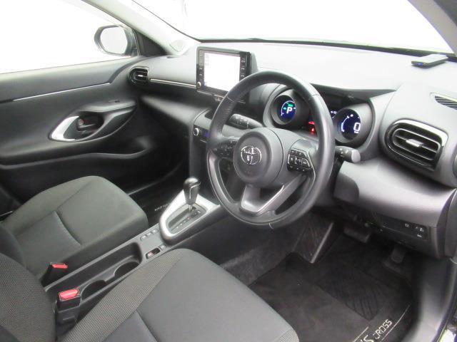 ヤリスクロス ハイブリッドＧ　メモリーナビ　ミュージックプレイヤー接続可　バックカメラ　衝突被害軽減システム　ＥＴＣ　ＬＥＤヘッドランプ　ワンオーナー　記録簿（14枚目）