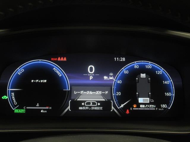 カローラツーリング ハイブリッド　ダブルバイビー　４ＷＤ　フルセグ　メモリーナビ　ミュージックプレイヤー接続可　バックカメラ　衝突被害軽減システム　ＥＴＣ　ドラレコ　ＬＥＤヘッドランプ　フルエアロ（16枚目）