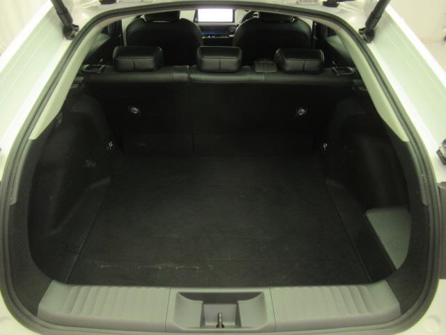 プリウス Ｚ　フルセグ　メモリーナビ　ミュージックプレイヤー接続可　バックカメラ　衝突被害軽減システム　ＥＴＣ　ＬＥＤヘッドランプ　フルエアロ　記録簿（11枚目）