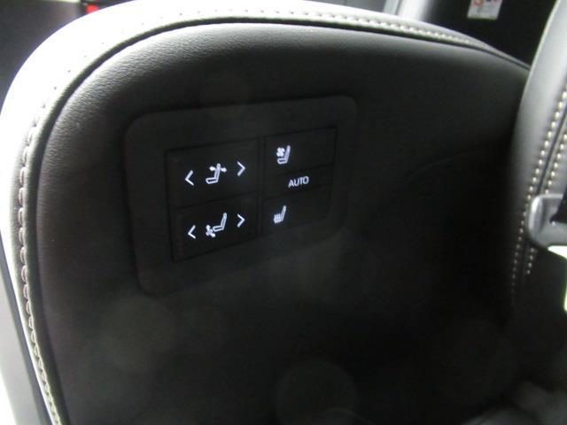 「安心のトヨタディーラー認定中古車！１まるごとクリーニング２車両検査証明書付き３ロングラン保証←３つの安心を約束するトヨタ販売店の中古車ブランド」です