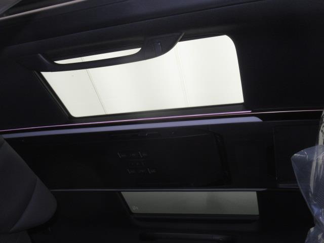 「安心のトヨタディーラー認定中古車！１まるごとクリーニング２車両検査証明書付き３ロングラン保証←３つの安心を約束するトヨタ販売店の中古車ブランド」です