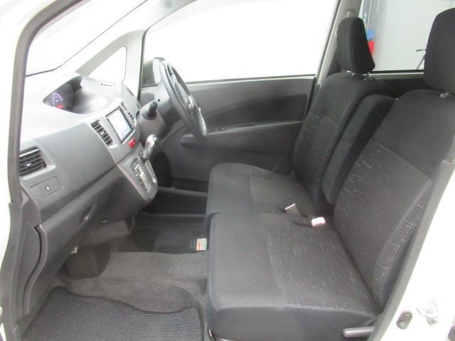 ムーヴ カスタム　Ｘリミテッド　４ＷＤ　ワンセグ　メモリーナビ　ミュージックプレイヤー接続可　バックカメラ　ＨＩＤヘッドライト（9枚目）