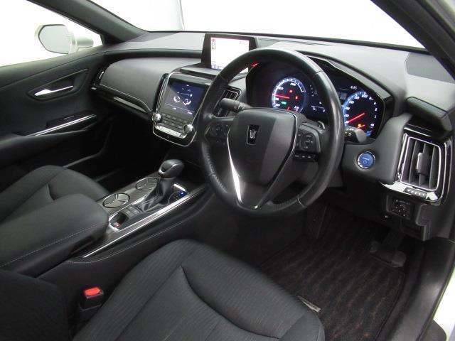 クラウンハイブリッド ＲＳ　フルセグ　メモリーナビ　ＤＶＤ再生　ミュージックプレイヤー接続可　バックカメラ　衝突被害軽減システム　ＥＴＣ　ドラレコ　ＬＥＤヘッドランプ（14枚目）