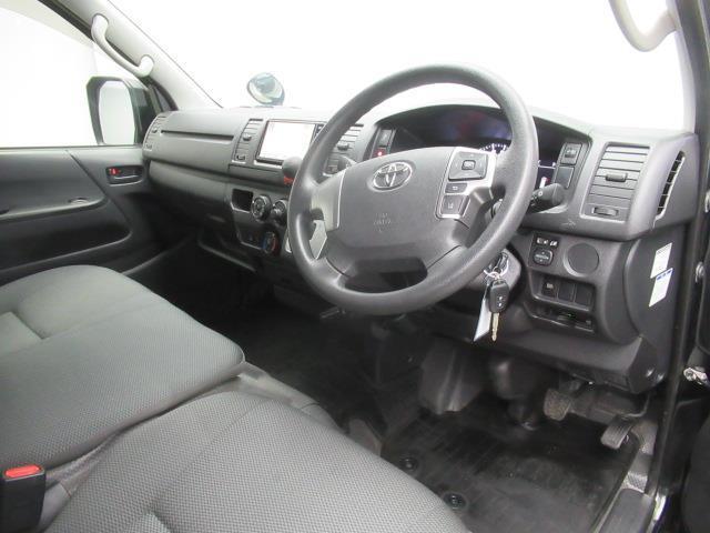 ハイエースバン ロングDX GLパッケージ 4WD フルセグ メモリーナビ DVD再生 ミュージックプレイヤー接続可 バックカメラ 衝突被害軽減システム ETC ドラレコ ディーゼル(12枚目)