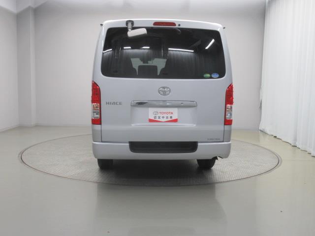 ハイエースバン ＤＸ　ＧＬパッケージ　衝突被害軽減システム　ＥＴＣ　乗車定員６人　記録簿　ディーゼル（5枚目）