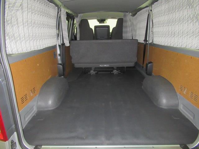 ハイエースバン ＤＸ　ＧＬパッケージ　衝突被害軽減システム　ＥＴＣ　乗車定員６人　記録簿　ディーゼル（12枚目）