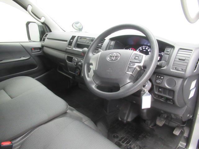 ハイエースバン ＤＸ　ＧＬパッケージ　衝突被害軽減システム　ＥＴＣ　乗車定員６人　記録簿　ディーゼル（13枚目）