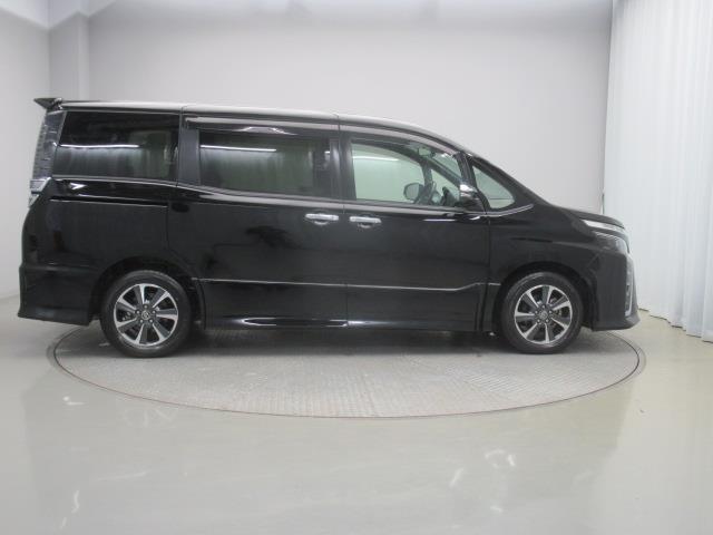 ヴォクシー ZS 煌 フルセグ メモリーナビ DVD再生 ミュージックプレイヤー接続可 バックカメラ 衝突被害軽減システム ETC ドラレコ 両側電動スライド LEDヘッドランプ 乗車定員7人 記録簿(7枚目)