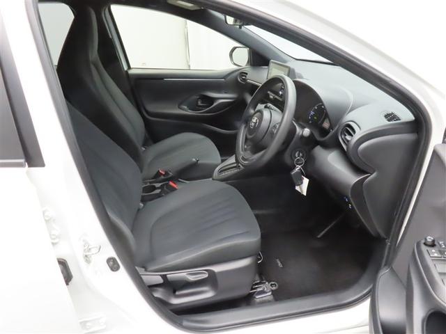 ヤリス ハイブリッドＸ　メモリーナビ　ミュージックプレイヤー接続可　バックカメラ　衝突被害軽減システム　ＥＴＣ　ドラレコ　アイドリングストップ（7枚目）