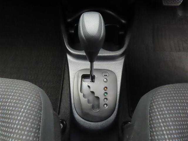 ヴィッツ ハイブリッドＦ　フルセグ　メモリーナビ　ＤＶＤ再生　バックカメラ　衝突被害軽減システム　ＥＴＣ　ワンオーナー　記録簿　アイドリングストップ（15枚目）