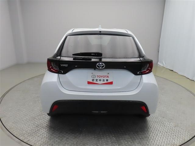 ヤリス Ｘ　ミュージックプレイヤー接続可　バックカメラ　衝突被害軽減システム　ＥＴＣ　ワンオーナー　記録簿（4枚目）