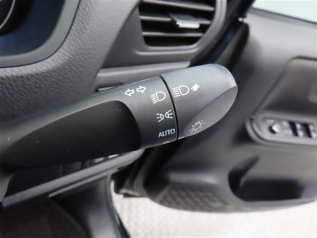 ヴォクシー ハイブリッドＸ　フルセグ　メモリーナビ　ＤＶＤ再生　バックカメラ　衝突被害軽減システム　ＥＴＣ　ドラレコ　両側電動スライド　ＬＥＤヘッドランプ　乗車定員７人　３列シート　記録簿　アイドリングストップ（15枚目）