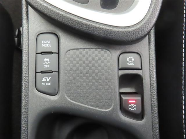 ヤリスクロス ハイブリッドＺ　ミュージックプレイヤー接続可　バックカメラ　衝突被害軽減システム　ＥＴＣ　ドラレコ　ＬＥＤヘッドランプ　記録簿　アイドリングストップ（16枚目）