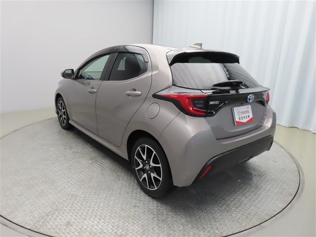 ヤリス ハイブリッドＺ　ミュージックプレイヤー接続可　バックカメラ　衝突被害軽減システム　ＥＴＣ　ドラレコ　ＬＥＤヘッドランプ　ワンオーナー　記録簿　アイドリングストップ（5枚目）