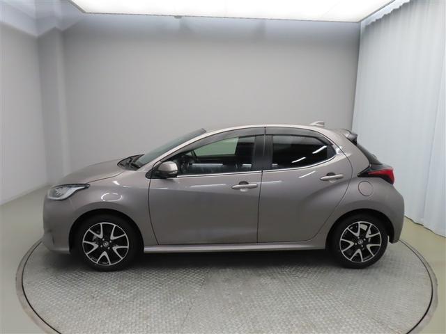 ヤリス ハイブリッドＺ　ミュージックプレイヤー接続可　バックカメラ　衝突被害軽減システム　ＥＴＣ　ドラレコ　ＬＥＤヘッドランプ　ワンオーナー　記録簿　アイドリングストップ（6枚目）