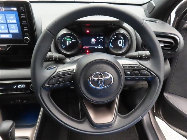 ヤリス ハイブリッドＺ　ミュージックプレイヤー接続可　バックカメラ　衝突被害軽減システム　ＥＴＣ　ドラレコ　ＬＥＤヘッドランプ　ワンオーナー　記録簿　アイドリングストップ（16枚目）