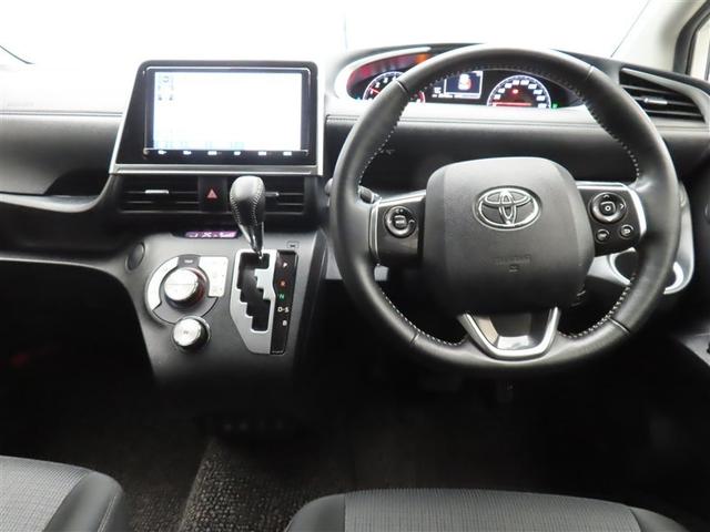 シエンタ Ｇ　セーフティーエディションＩＩ　４ＷＤ　フルセグ　メモリーナビ　ＤＶＤ再生　ミュージックプレイヤー接続可　後席モニター　バックカメラ　衝突被害軽減システム　ＥＴＣ　ドラレコ　両側電動スライド　ＬＥＤヘッドランプ　ウオークスルー（8枚目）