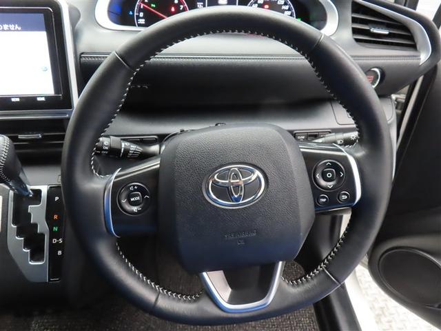 シエンタ Ｇ　セーフティーエディションＩＩ　４ＷＤ　フルセグ　メモリーナビ　ＤＶＤ再生　ミュージックプレイヤー接続可　後席モニター　バックカメラ　衝突被害軽減システム　ＥＴＣ　ドラレコ　両側電動スライド　ＬＥＤヘッドランプ　ウオークスルー（15枚目）