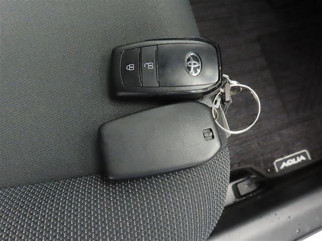 アクア Ｇ　ミュージックプレイヤー接続可　バックカメラ　衝突被害軽減システム　ＬＥＤヘッドランプ　記録簿　アイドリングストップ（22枚目）