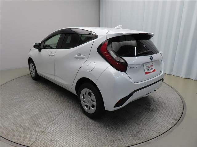 アクア Ｘ　４ＷＤ　メモリーナビ　ミュージックプレイヤー接続可　衝突被害軽減システム　ＥＴＣ　ＬＥＤヘッドランプ　記録簿　アイドリングストップ（5枚目）