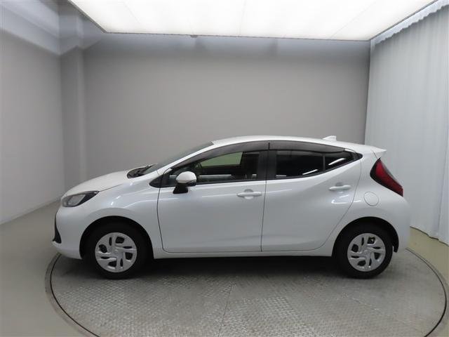 アクア Ｘ　４ＷＤ　メモリーナビ　ミュージックプレイヤー接続可　衝突被害軽減システム　ＥＴＣ　ＬＥＤヘッドランプ　記録簿　アイドリングストップ（6枚目）